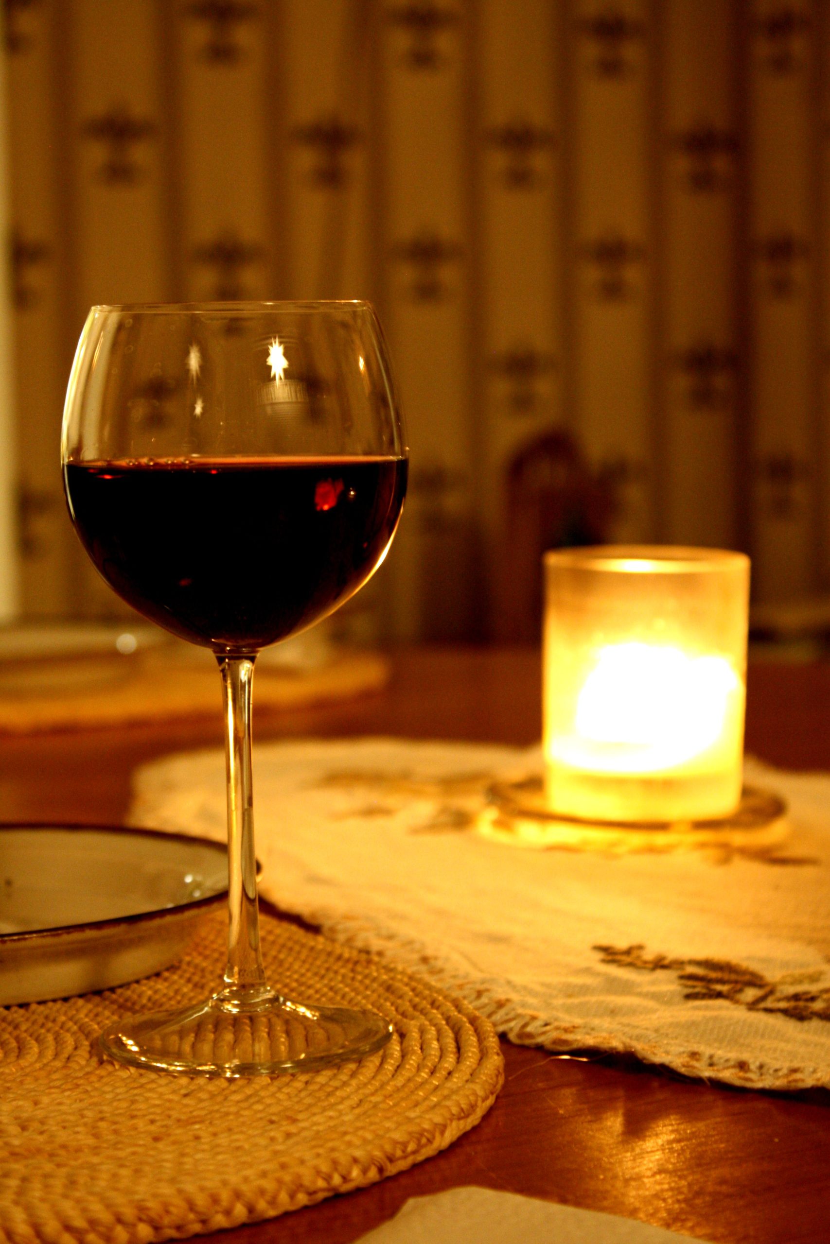 Red Wine: A Timeless Elixir of Rich Flavors and Health Benefits